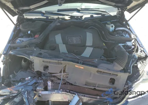 2012 Mercedes-Benz C 300 4Matic z USA, uszkodzony, nr VIN WDDGF8BB5CF914018